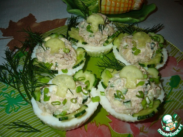Tuna salad in egg tartlets