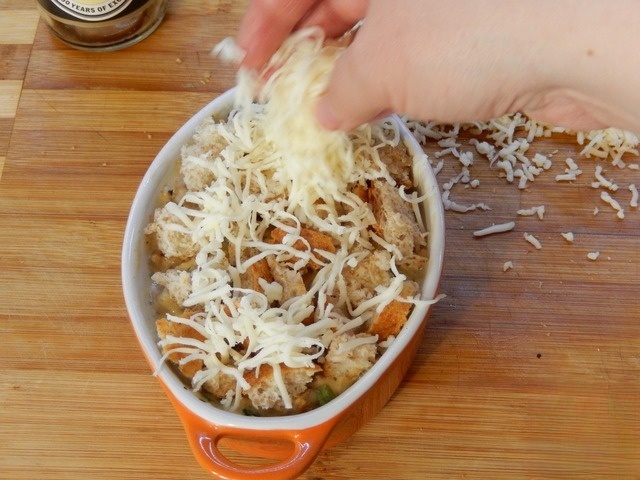 Гратен из курицы с сельдереем