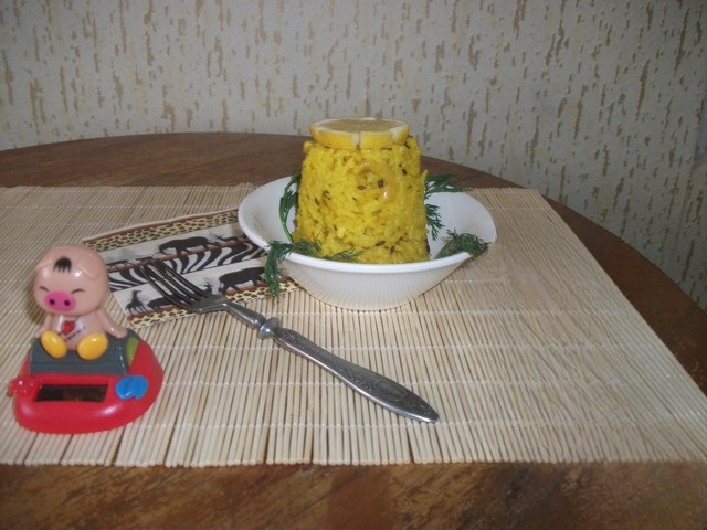 Lemon rice with cashews