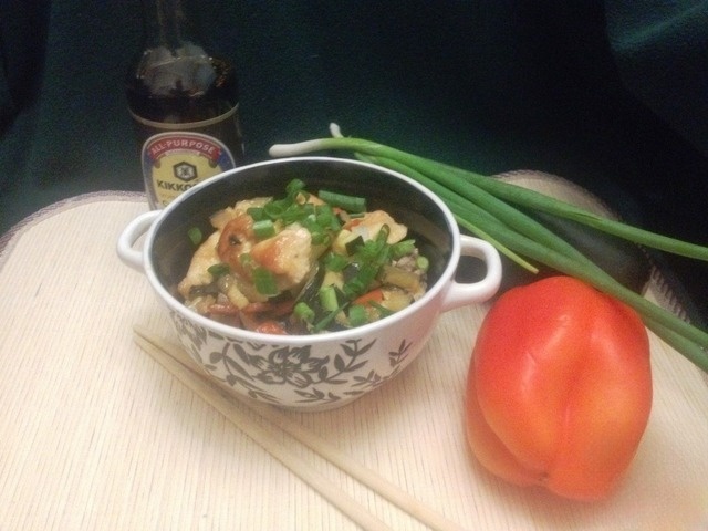 Stirfry chicken with zucchini