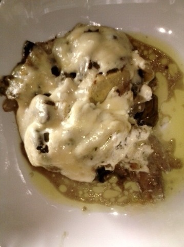 The chicken on the eggplant