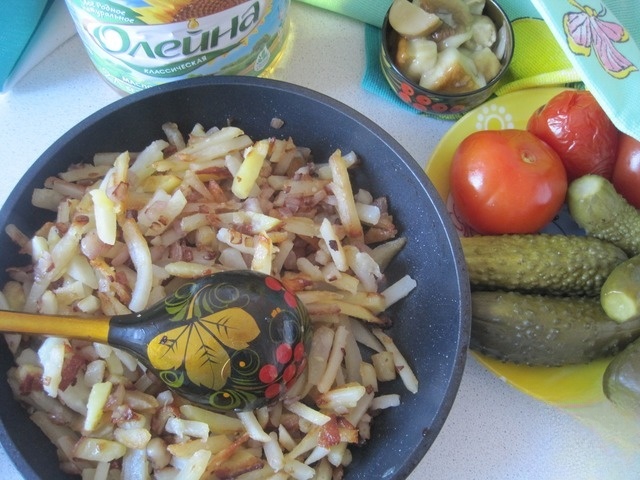 Fried potatoes the Chuvash