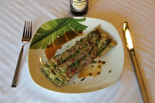 Запеканка со спаржей в беконе