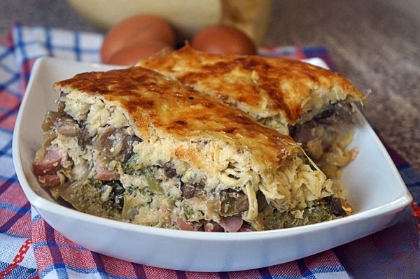 Запеканка с брокколи и вешенками