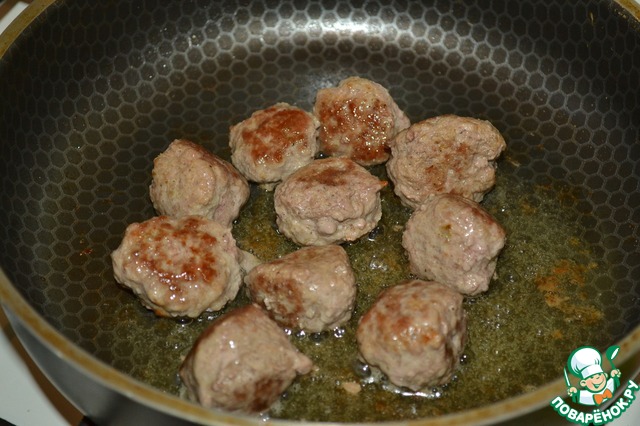 Rice with meatballs