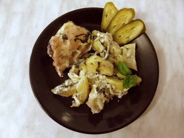 Запеченный картофель с курицей в сливках