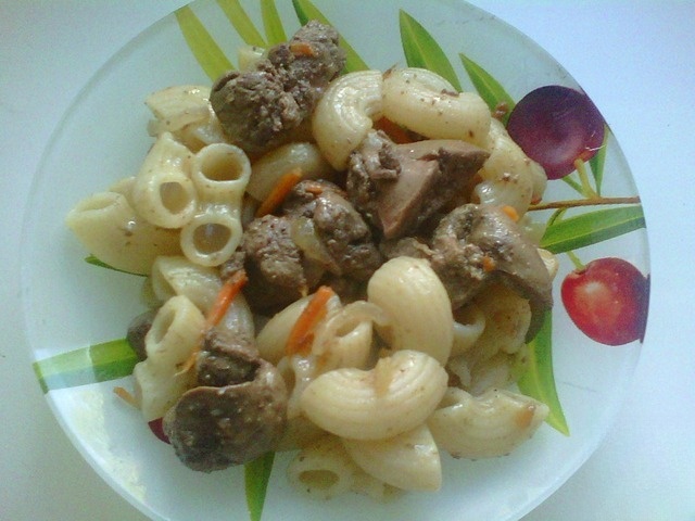 Pasta with chicken liver