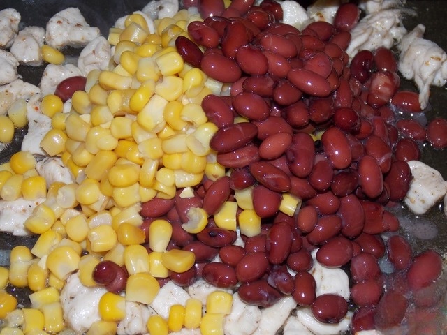 Buckwheat with beans and chicken