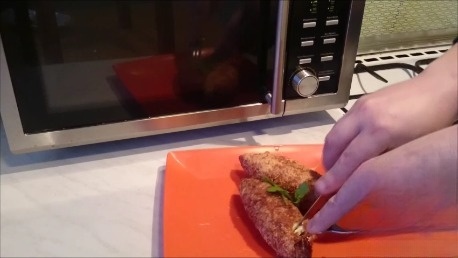Котлети по-київськи