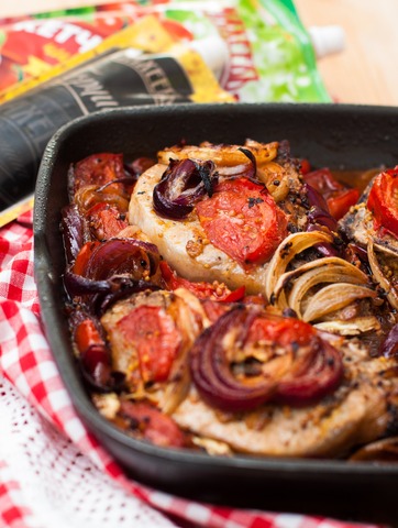 Свиная отбивная с овощами