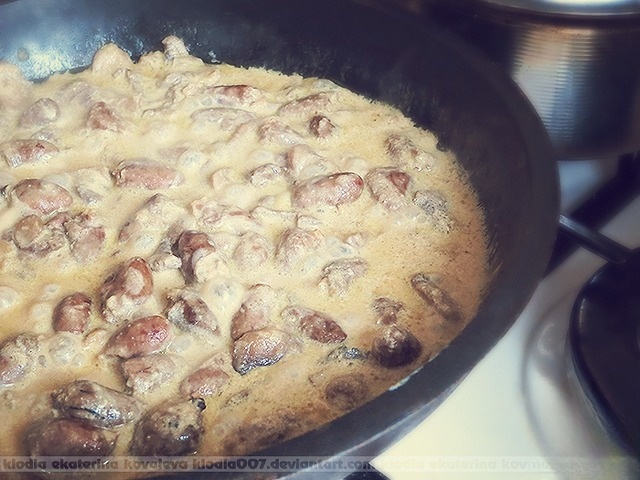 Chicken hearts with mushrooms