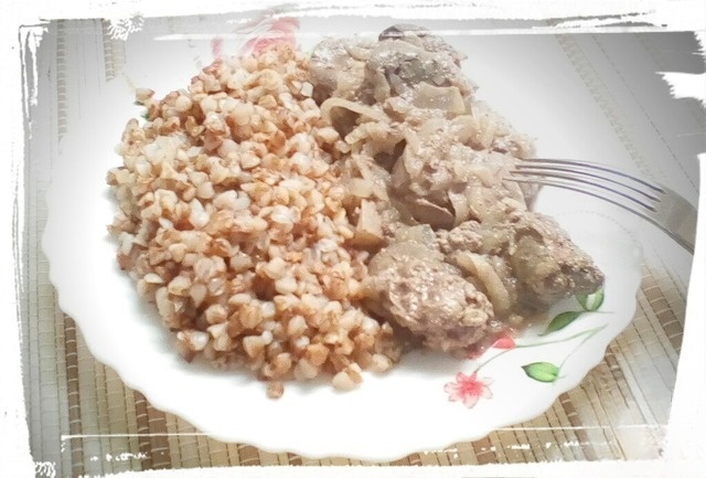 Liver with buckwheat Fruit