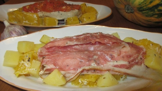 Запеченная куриная грудка с тыквенным гарниром
