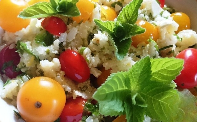 Рис с черри, брынзой и травяным маслом