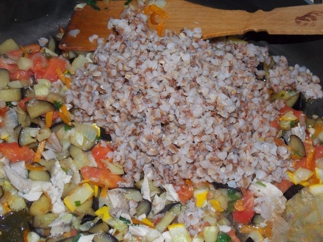 Гречка с овощами