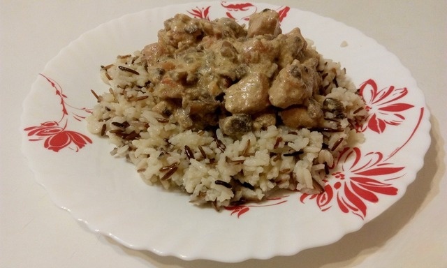 Тушенное куриное филе 