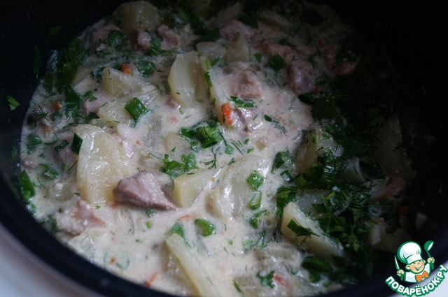 Жаркое в сметано-огуречном соусе