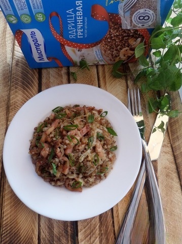 Гречка с салом и луком