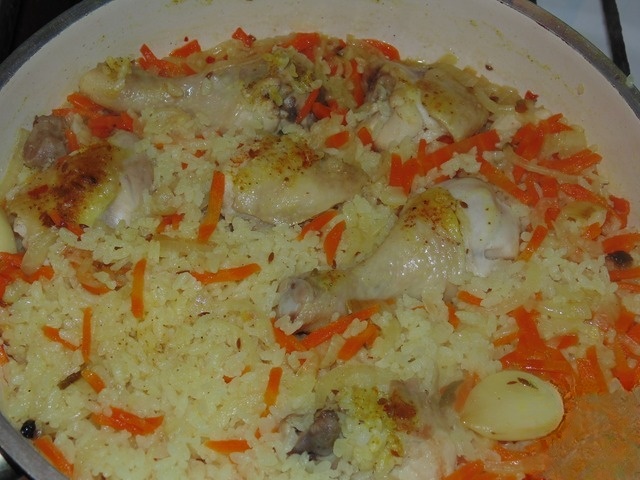 Pilaf of chicken with round rice