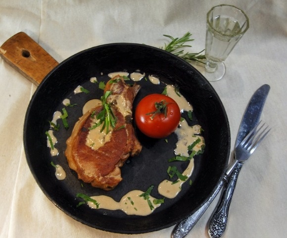 Pork in a creamy sauce