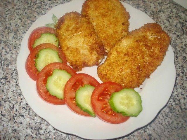 Куриная грудка в панировке из сушек