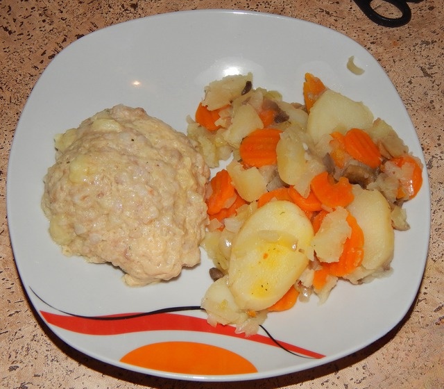 Chicken cutlets in a double boiler