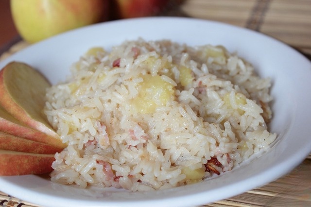 Ризотто с беконом и яблоками