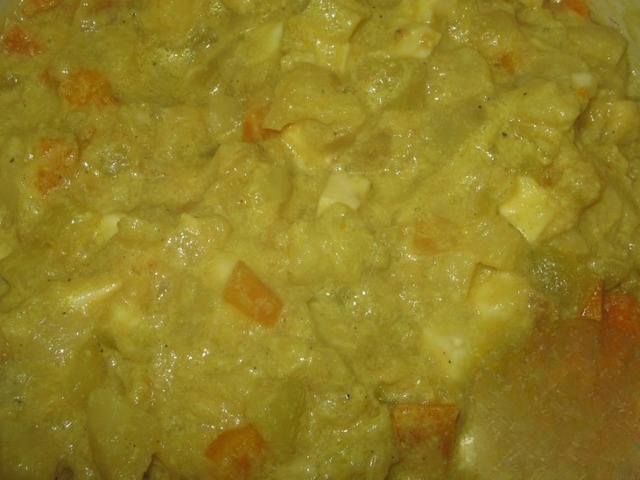 Vegetable stew with cheese and cream