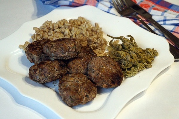 Котлеты из домашнего фарша с укропом