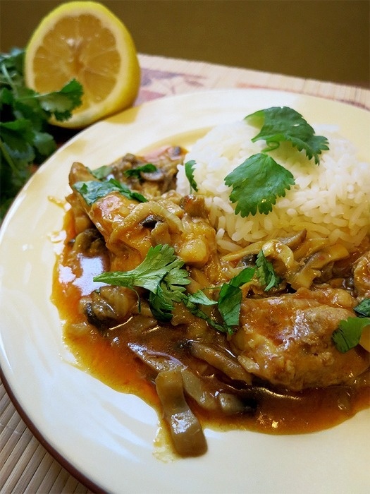 Chicken curry with coconut milk