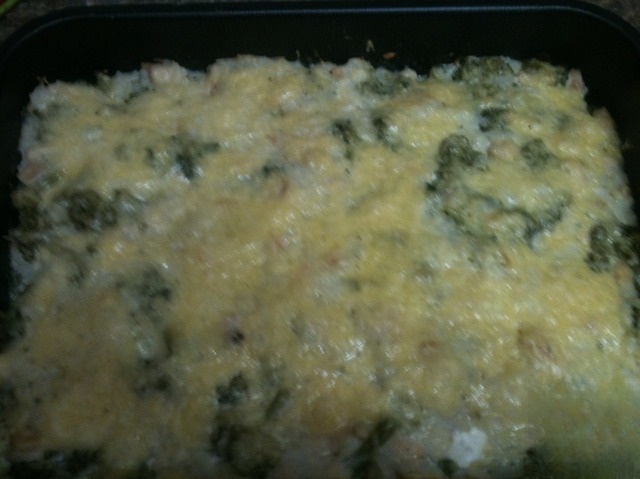 Baked chicken breast with broccoli