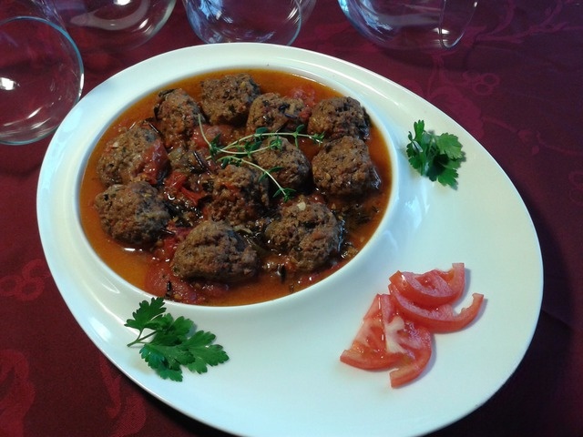 Karuk or meatball stew with wild rice