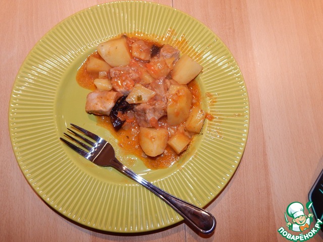 Свинина с картофелем и черносливом