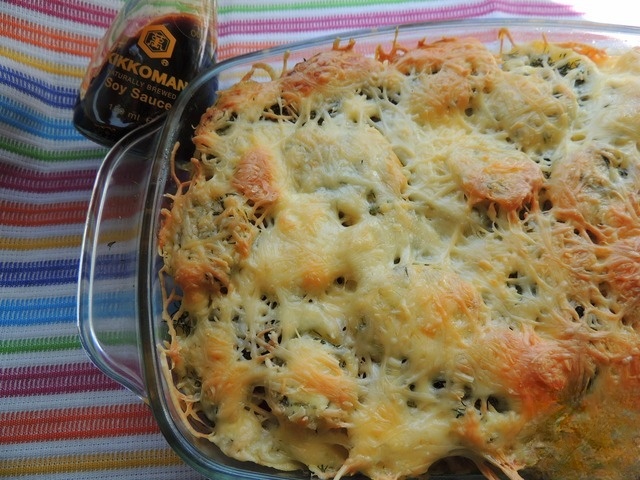 Fish baked with potatoes