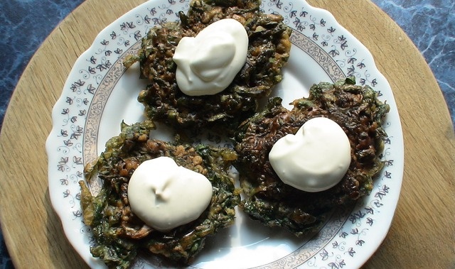 Оладушки из мангольда