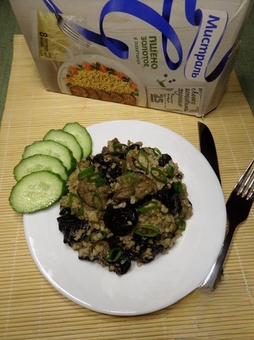 Millet with mushrooms and goose liver
