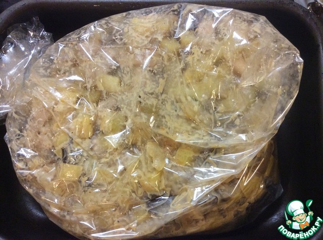 Fragrant stew with meat and mushrooms