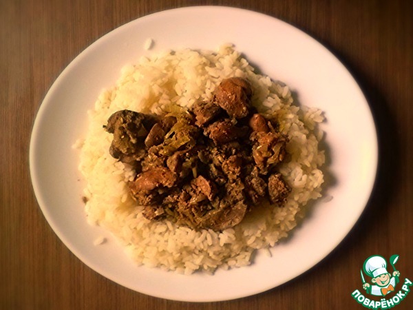Куриная печень в молоке с луком