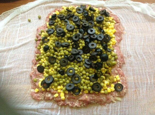 Рулет из фарша 