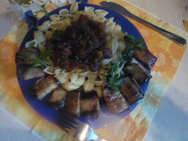 Pasta with eggplant