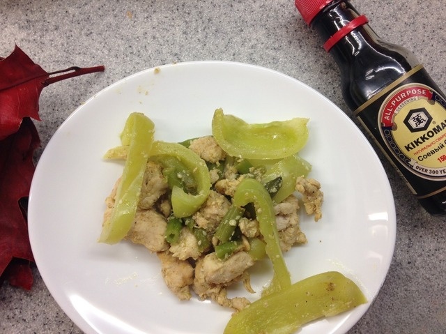 Chicken with pepper and soy sauce