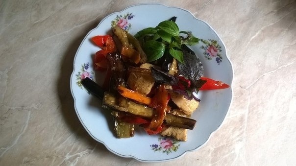 Chicken with vegetables