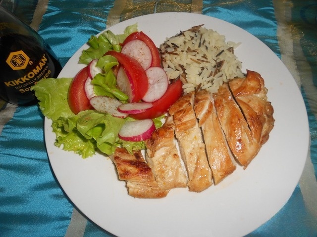 Chicken breast in a soy-honey marinade