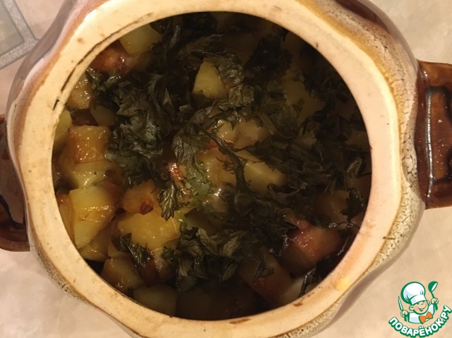 Горшочки с мясом по-домашнему